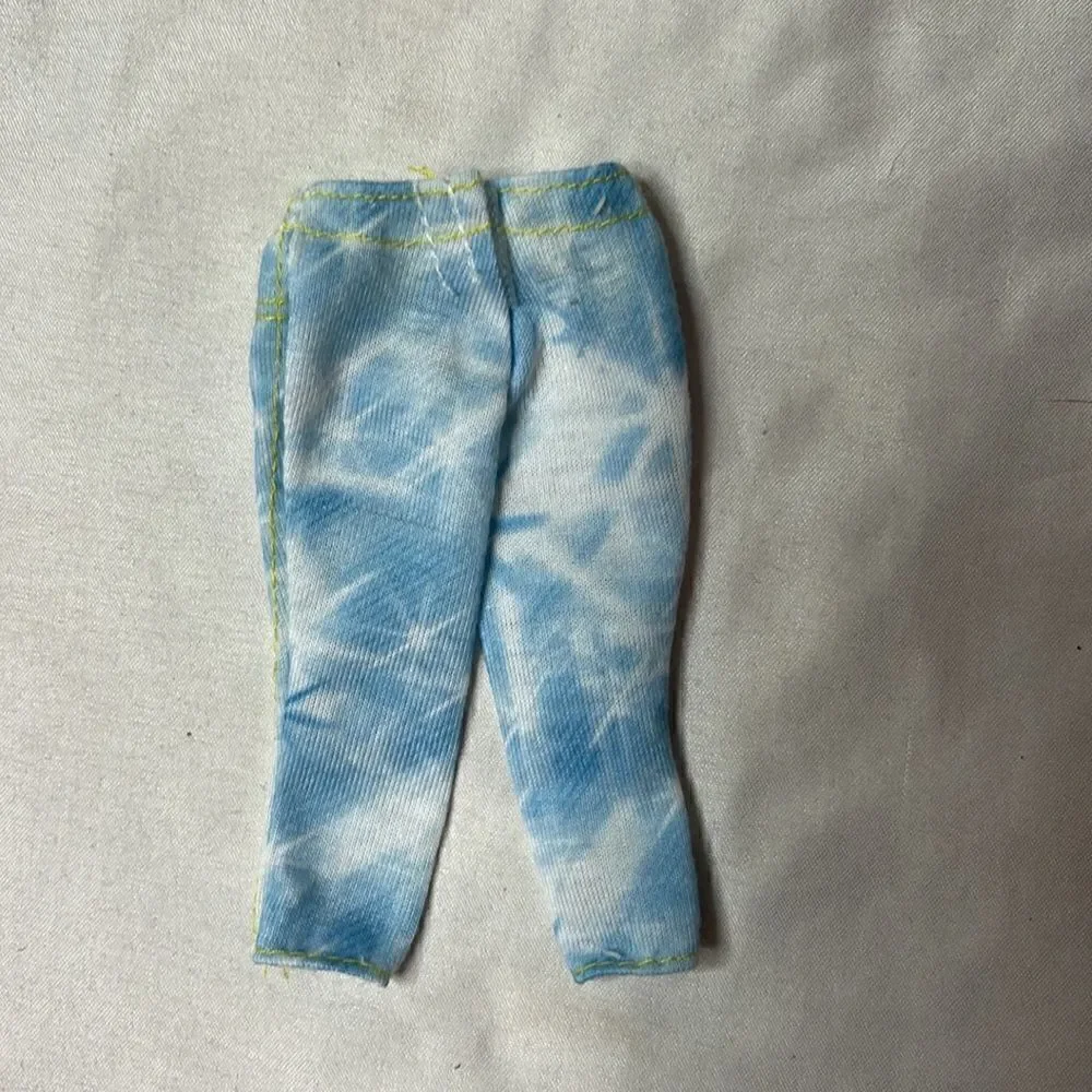 Barbie Fashion Fever Denim Looking Capri Pants.